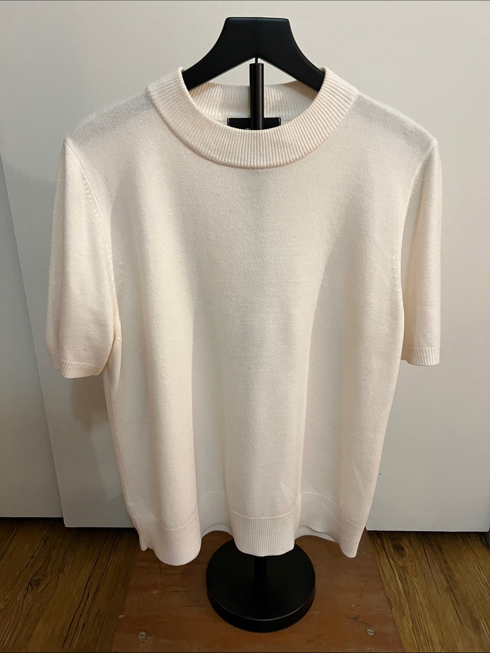Women’s Cream Short-Sleeve Crewneck Sweater Sag Harbor